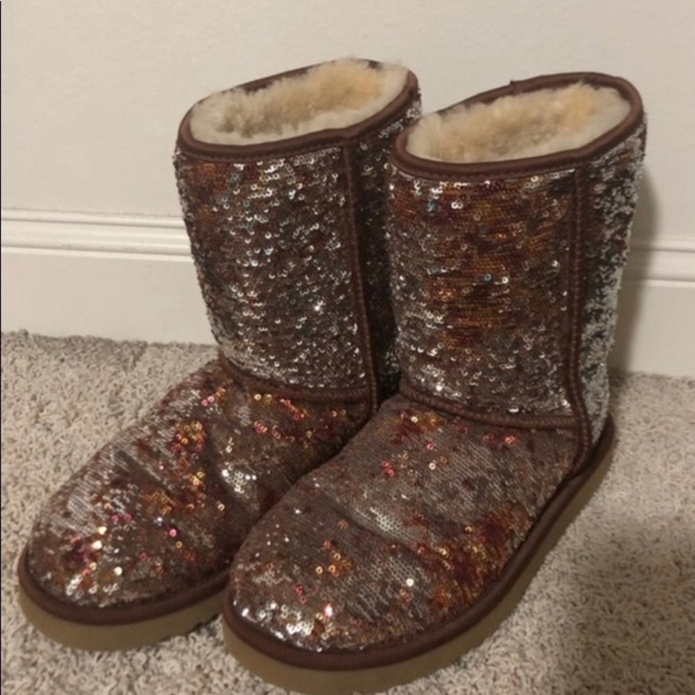 UGG Boots Flip Swquins Rose Gold and Silver sz 7